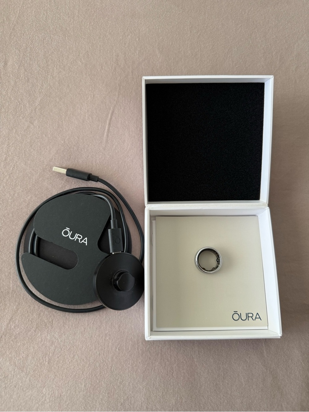 Oura Ring Gen 3 Horizon in Silver with Charger